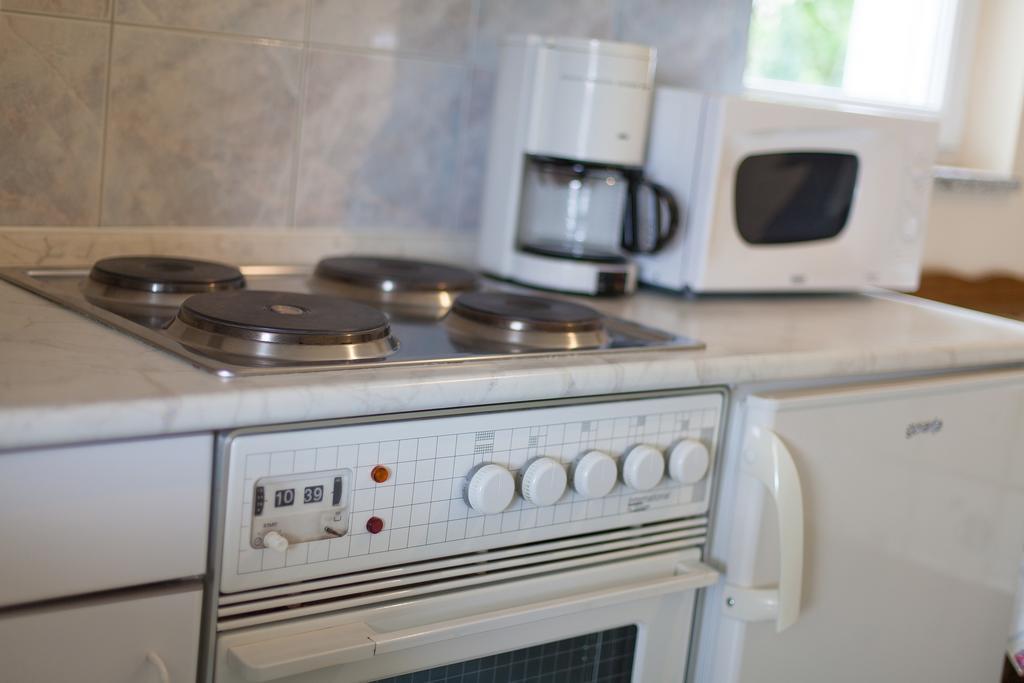 Apartman Kondic 奥米沙利 客房 照片