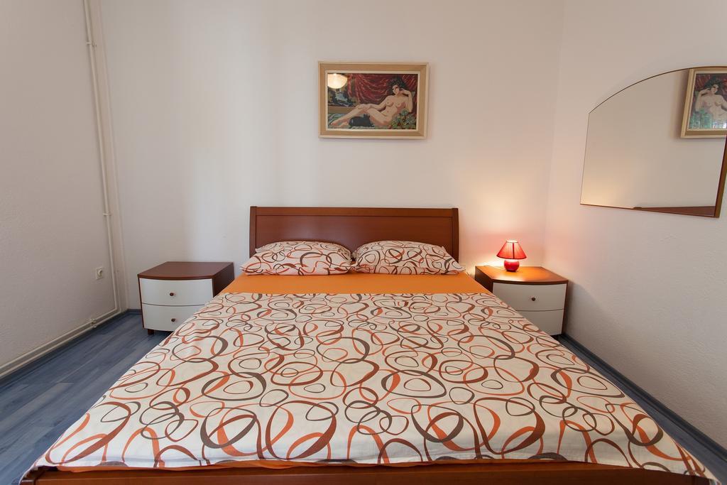 Apartman Kondic 奥米沙利 客房 照片