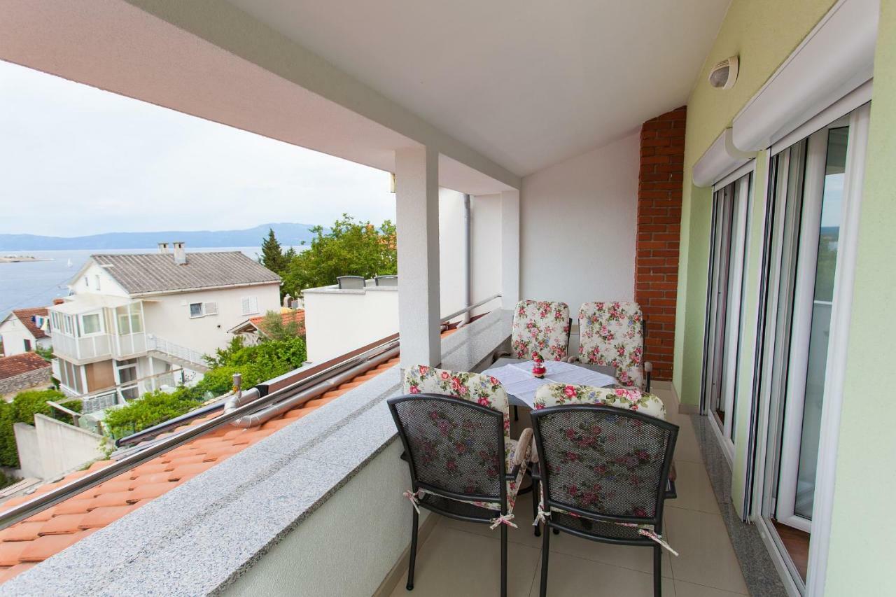 Apartman Kondic 奥米沙利 外观 照片