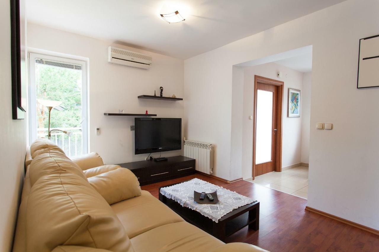 Apartman Kondic 奥米沙利 外观 照片